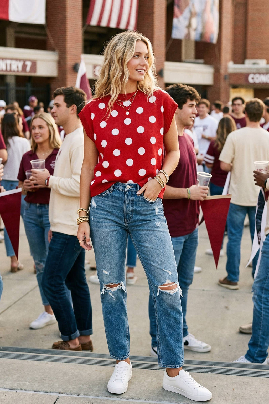 Gameday Polka Dot Sleeveless Knit Top: NAVY/WHITE / M