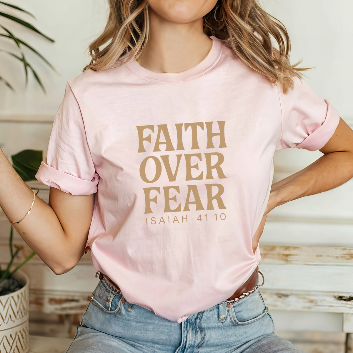 Faith Over Fear Graphic Tee: White / Medium