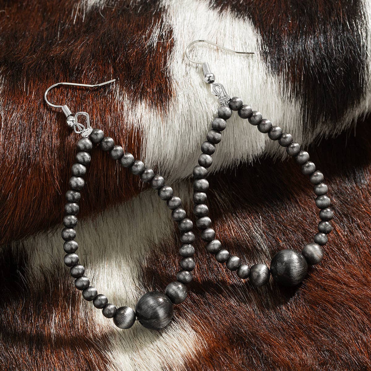 Vintage Boho Style Silver Teardrop Earrings for Women: XY-1464