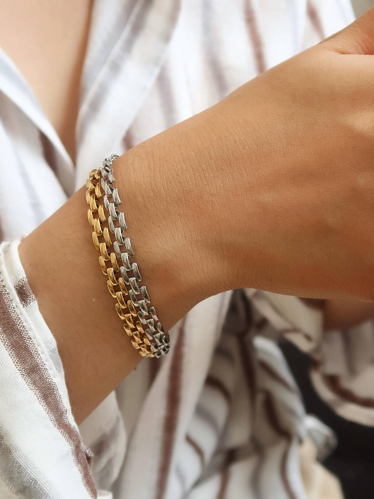 Forte 18K Gold Non-Tarnish Flat Chain Bracelet: Yellow Gold