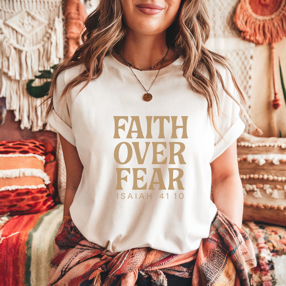 Faith Over Fear Graphic Tee: White / Medium