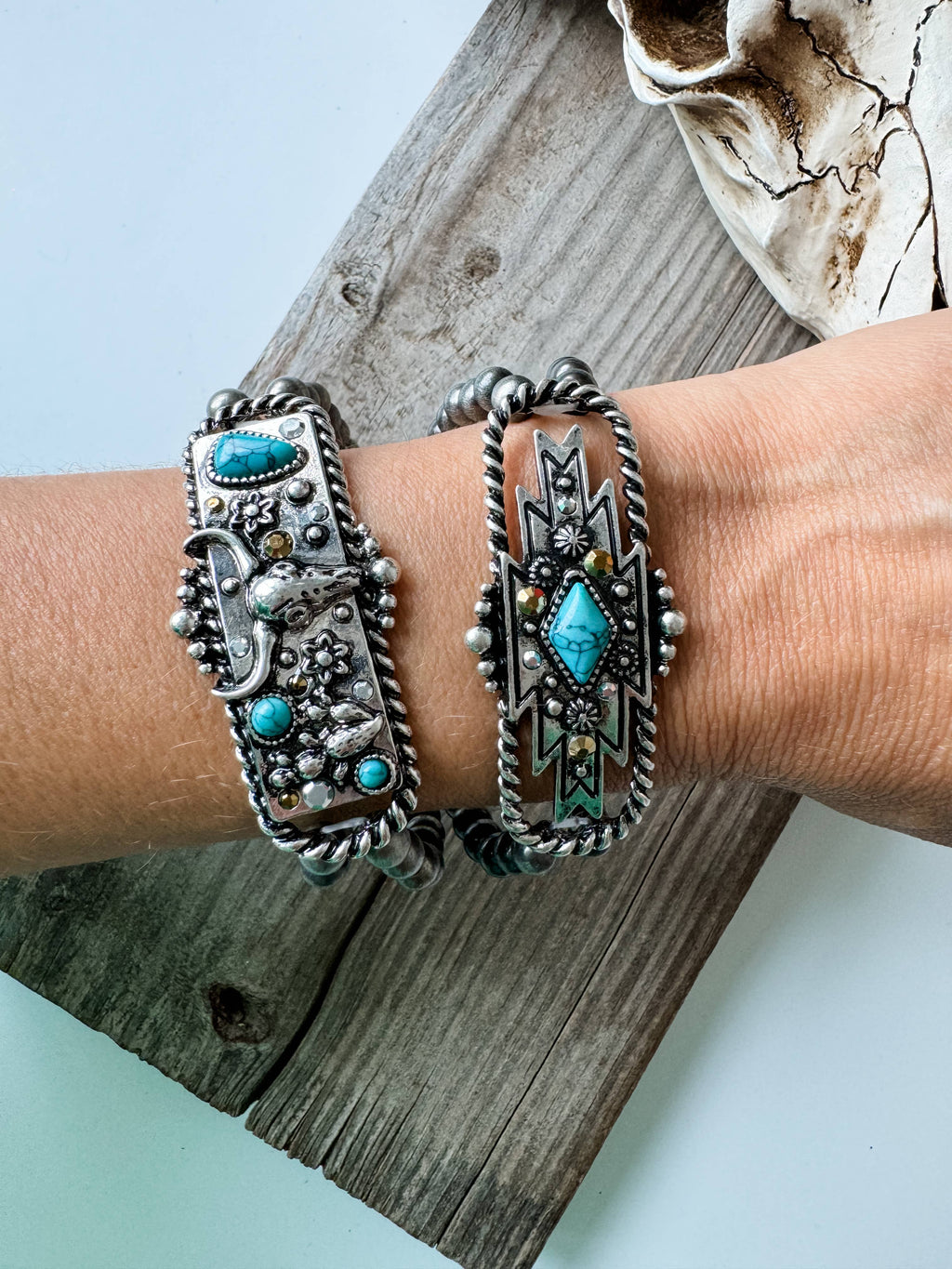 Western Bracelet Navajo Style Turquoise Accent - Rhinestones: STEER